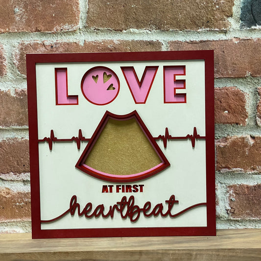 LOVE at first heartbeat